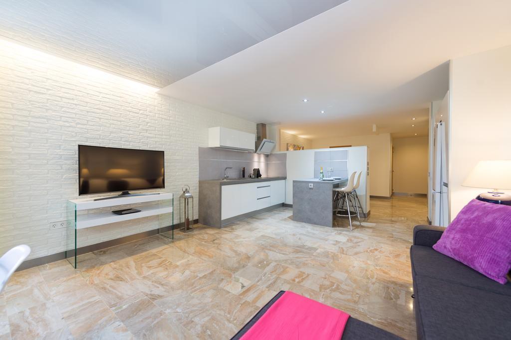 Suites Garden Loft Picasso لاس بالماس دي غران كاناريا المظهر الخارجي الصورة