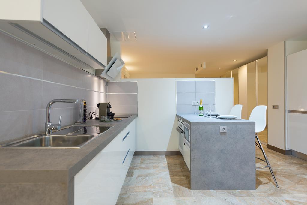 Suites Garden Loft Picasso لاس بالماس دي غران كاناريا الغرفة الصورة
